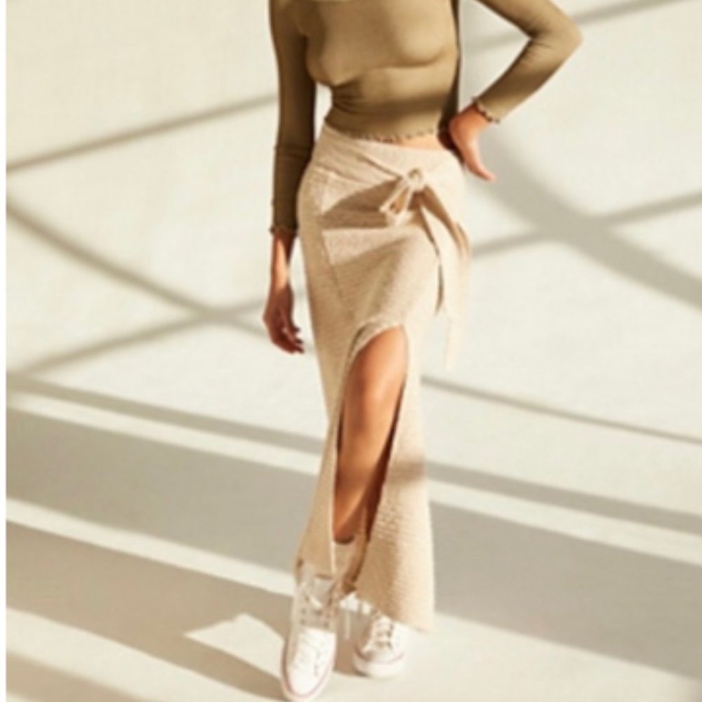 Free People Knit Maxi Skirt "Claudia" Front Slit Mint Green Size S - EUC! - Picture 3 of 12